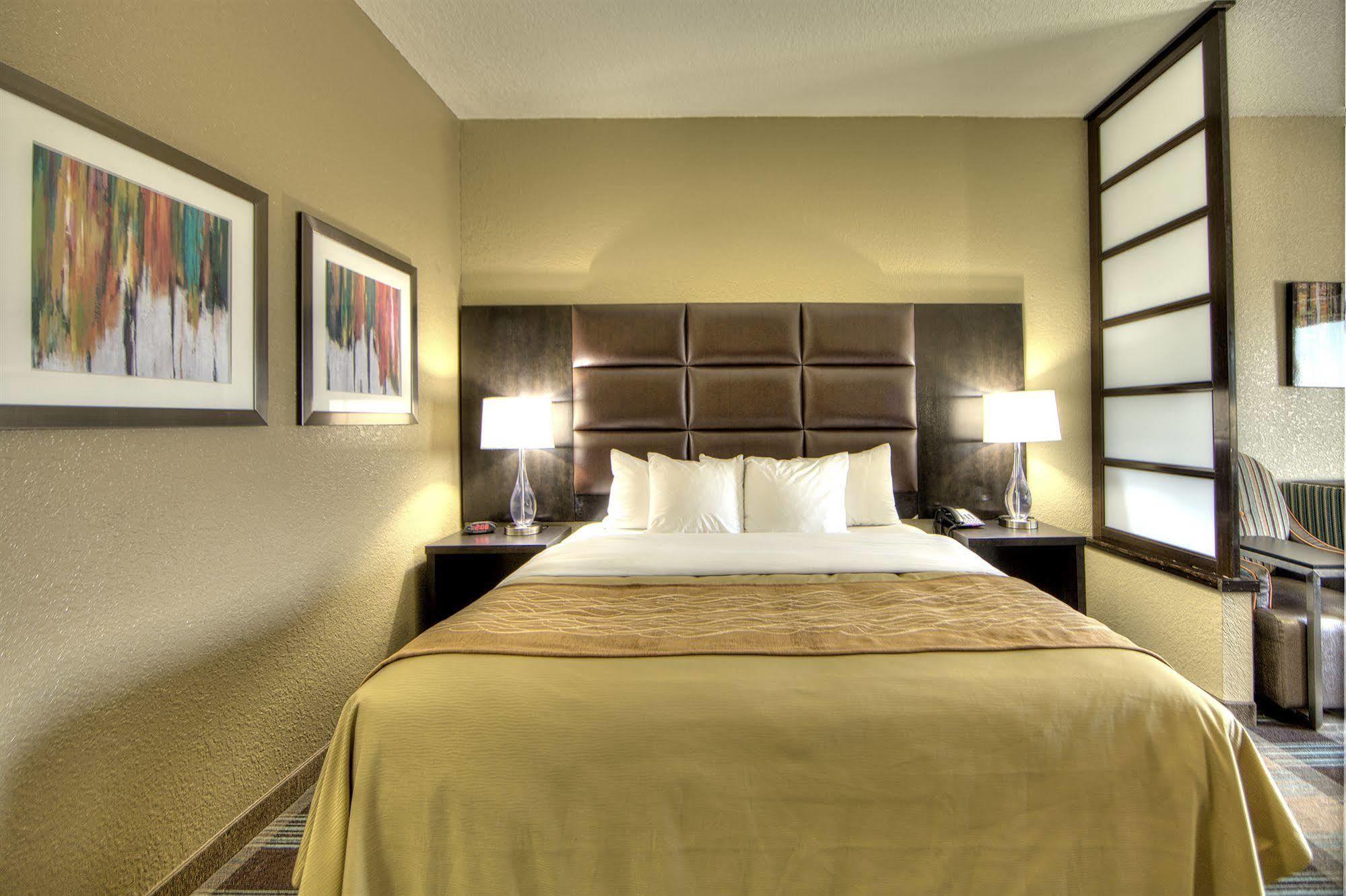 Comfort Inn & Suites, White Settlement-Fort Worth West, Tx Exterior photo